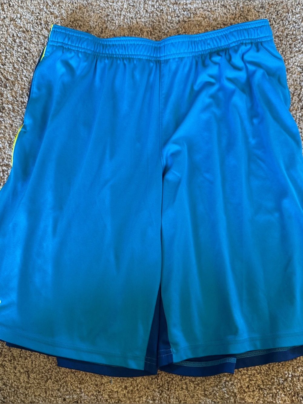 Under Armour Youth XL Bright Blue Athletic Shorts